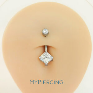 BNN SQUARE ZIRC TIT (UCX1)