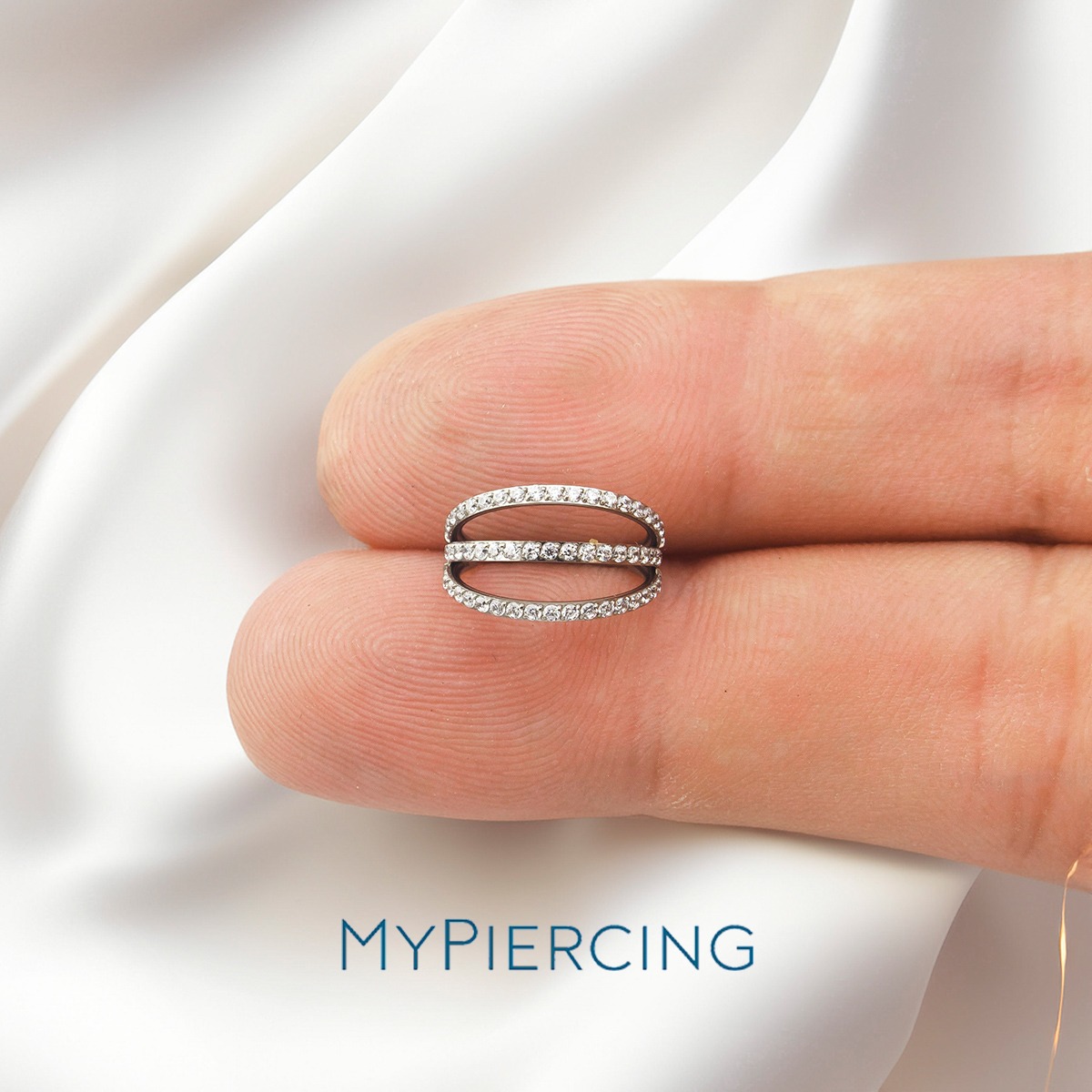 ARGOLA TRIPLE ZIRC CUBIC TIT (ACX13/18) - Imagem 3